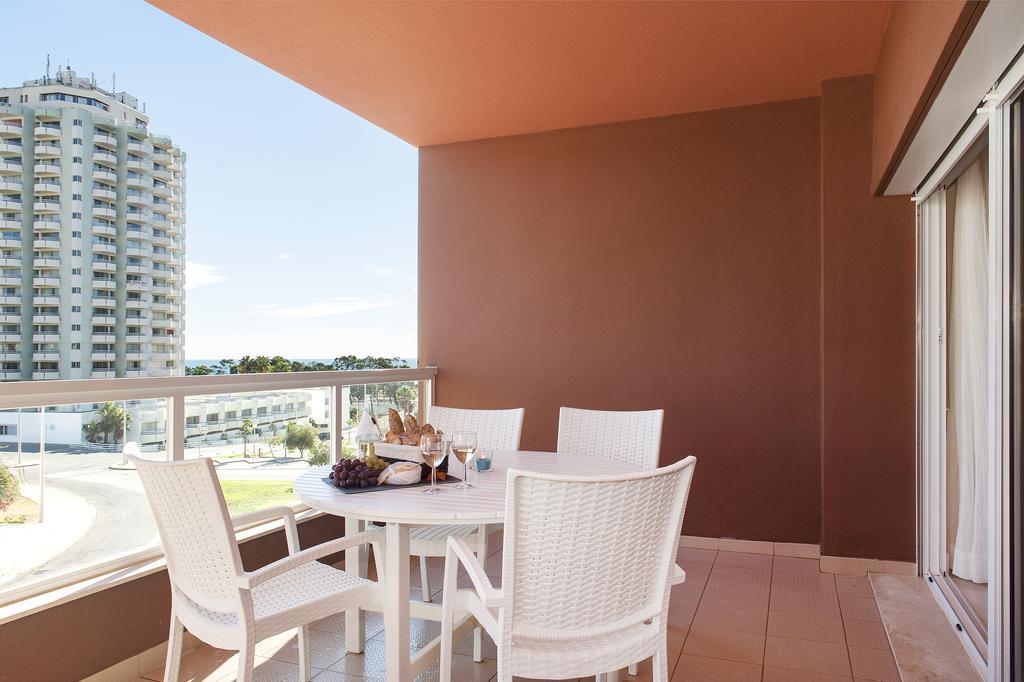 Rocha Blue Sea Apartment Portimão Dış mekan fotoğraf