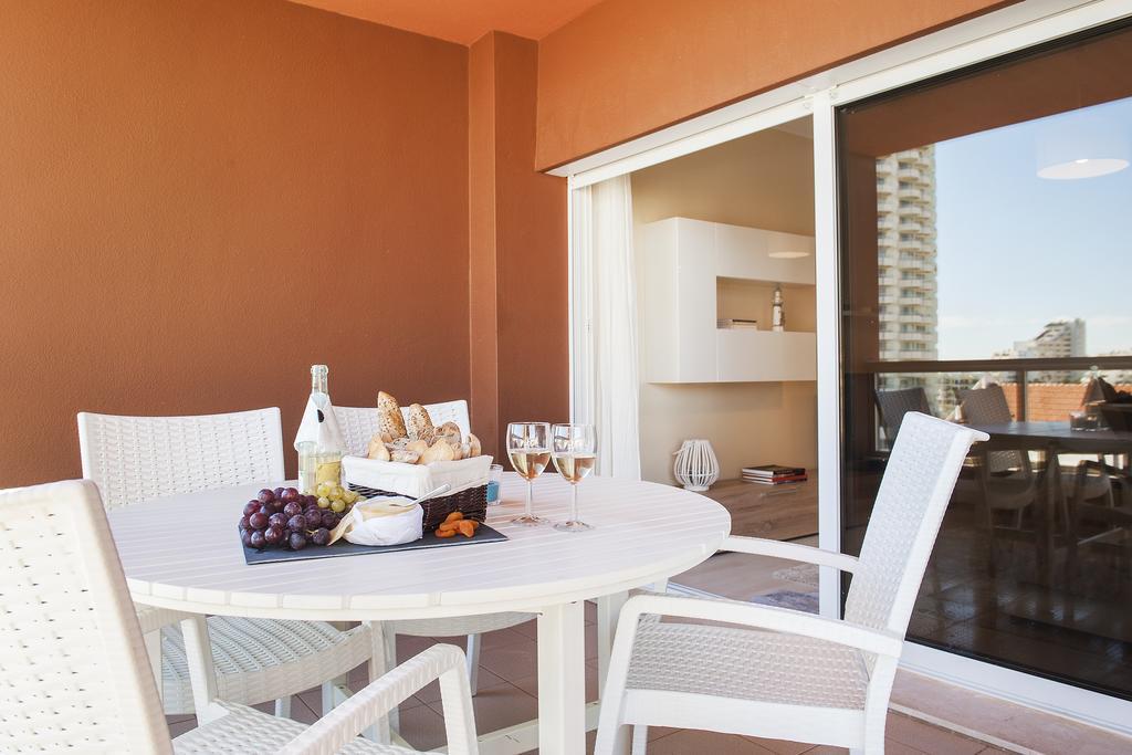 Rocha Blue Sea Apartment Portimão Dış mekan fotoğraf