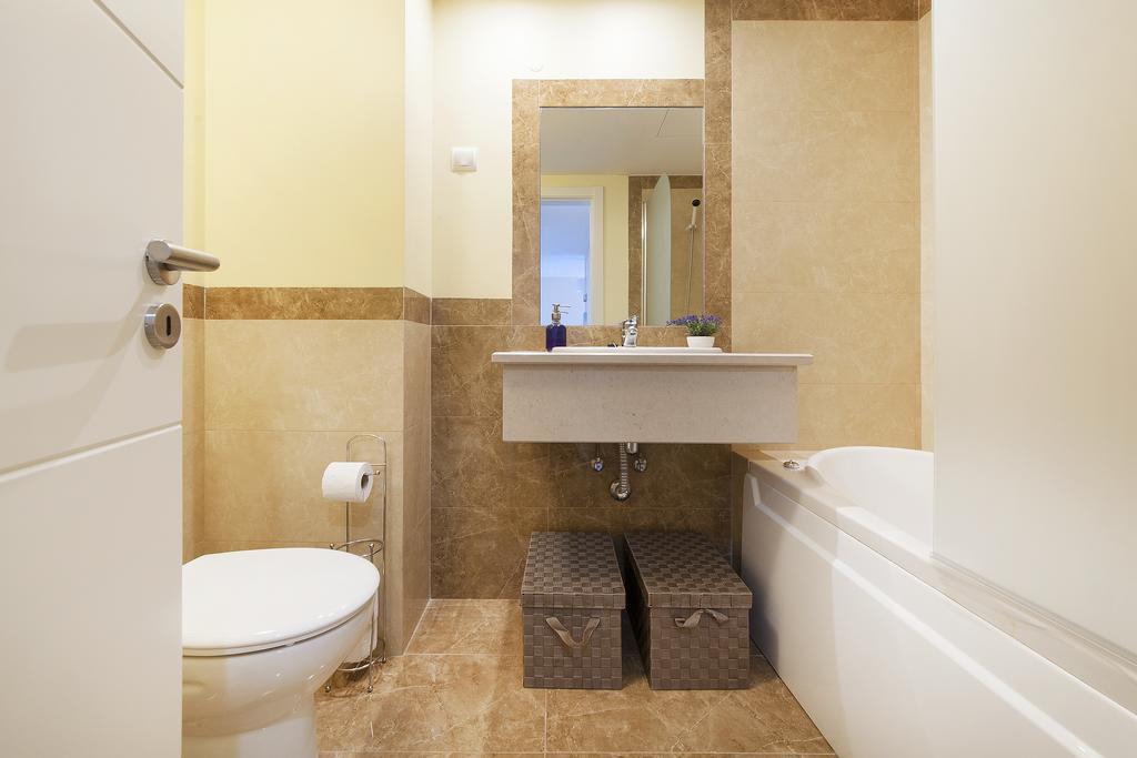 Rocha Blue Sea Apartment Portimão Dış mekan fotoğraf